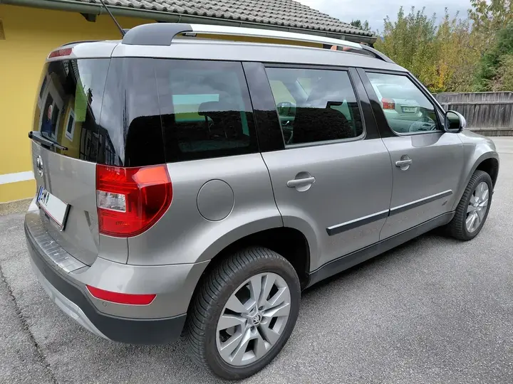Skoda Yeti 2016 photo 3