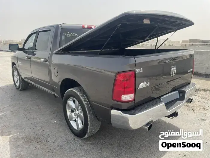 Dodge Ram Big Horn 2015 photo 2