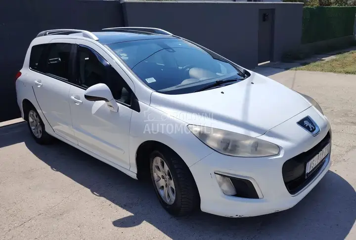 Peugeot 308 2012 photo 3