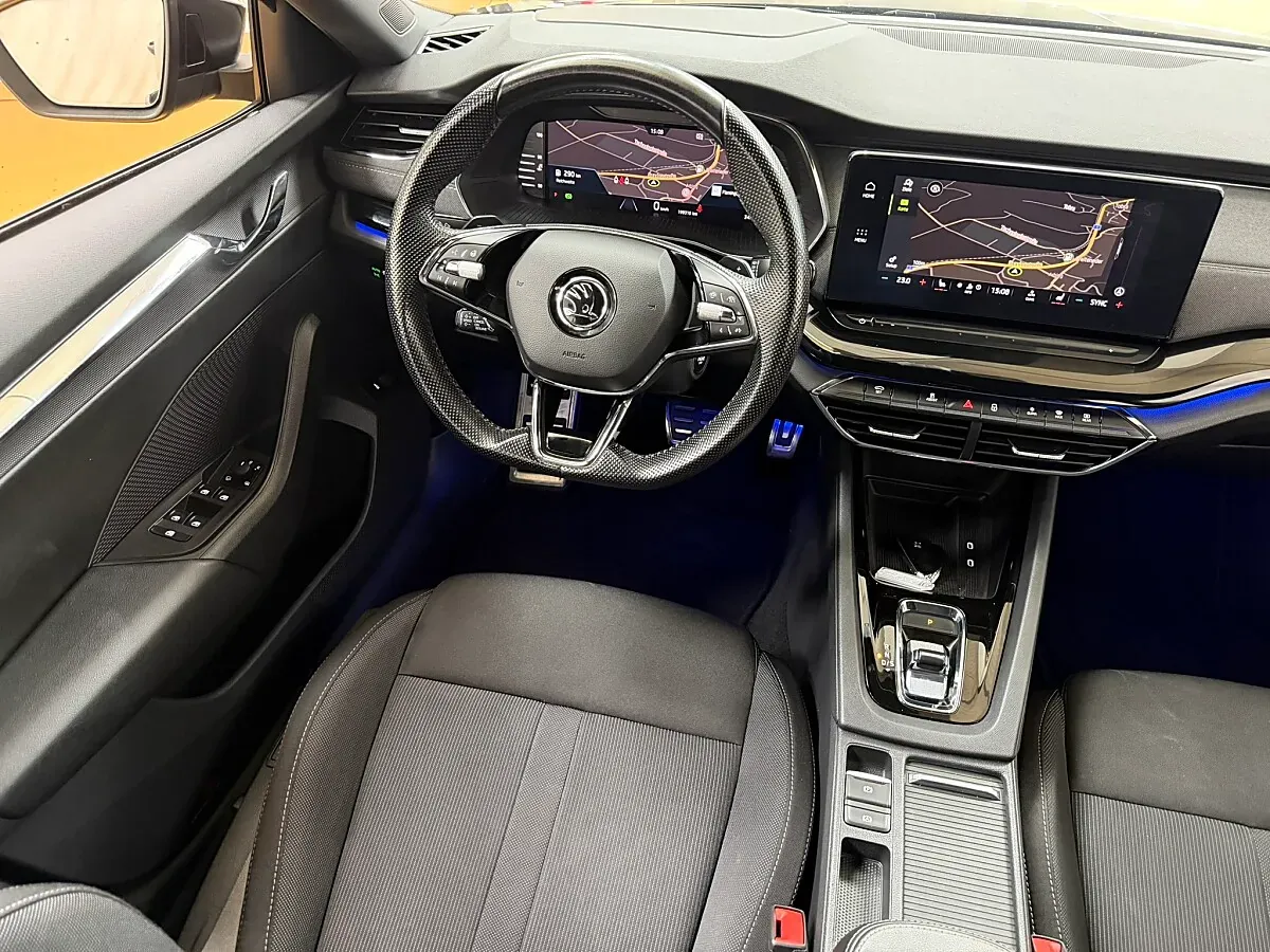 Skoda Octavia 2023 photo 2