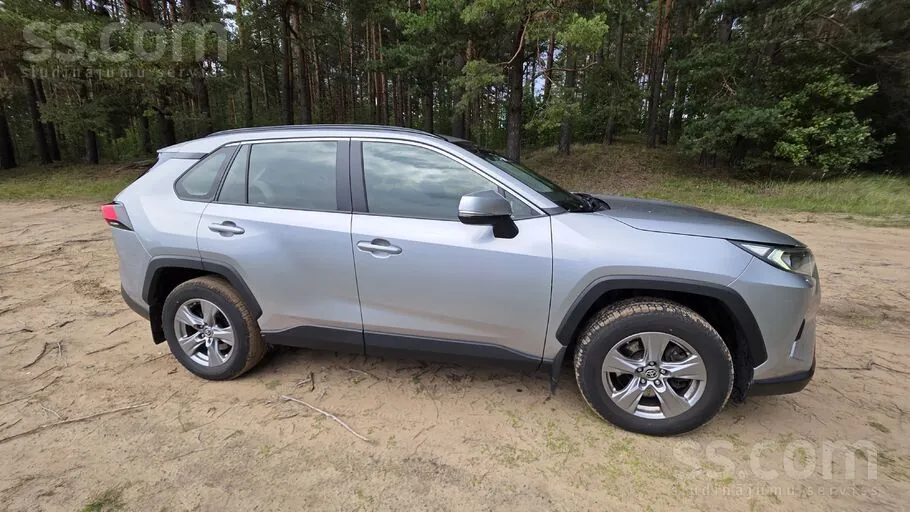 Toyota Rav4 2022 photo 3