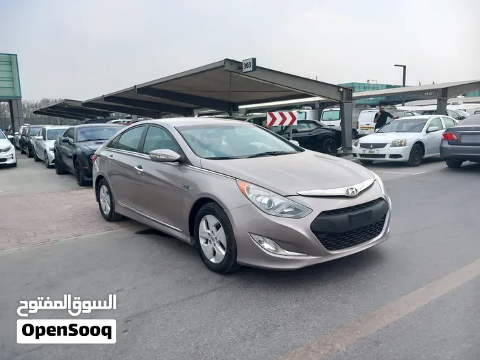 Hyundai Sonata 2012 photo 2