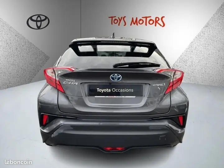 Toyota C-Hr 2018 photo 4