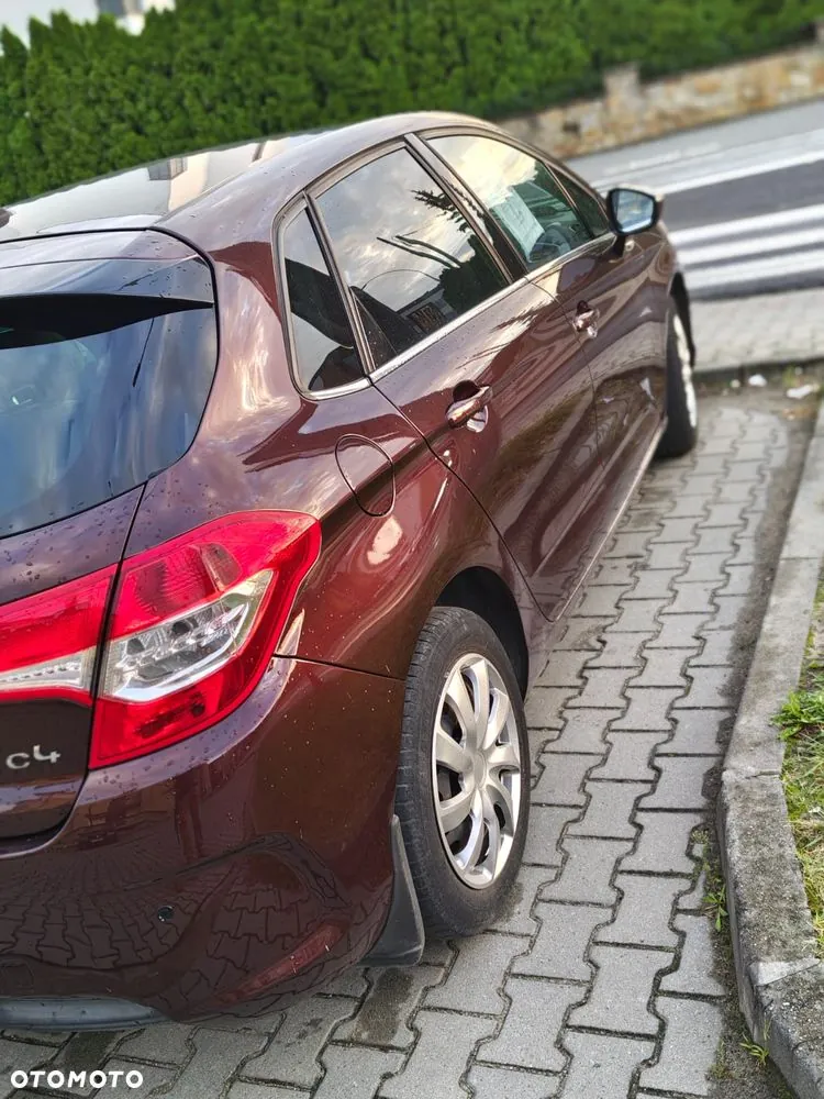 Citroen C4 2011 photo 5