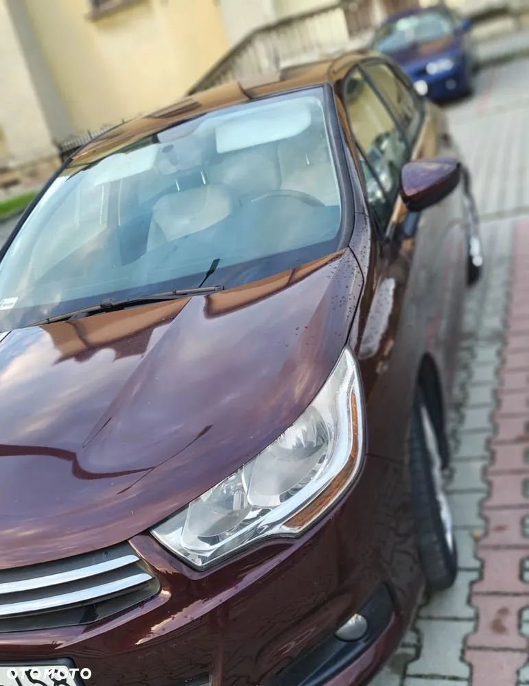 Citroen C4 2011 photo 4