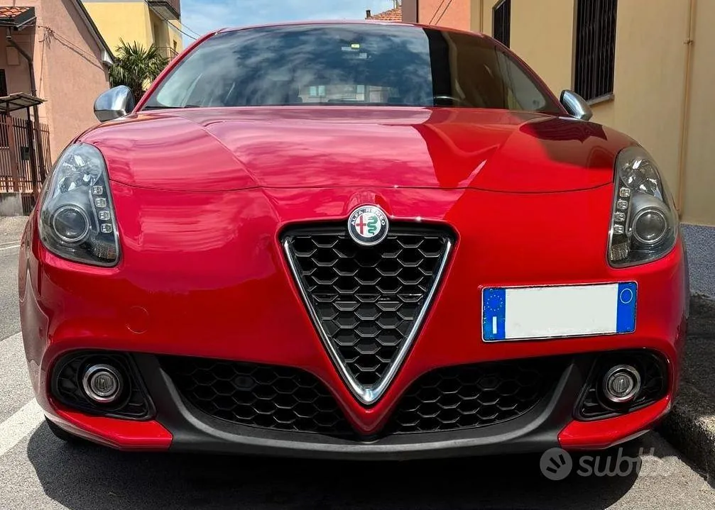 Alfa Romeo Giulietta 2018 photo 2