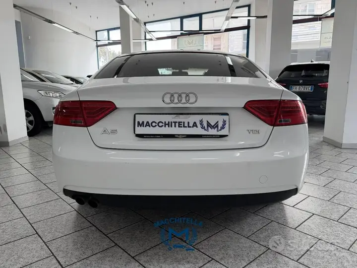 Audi A5 2012 photo 5