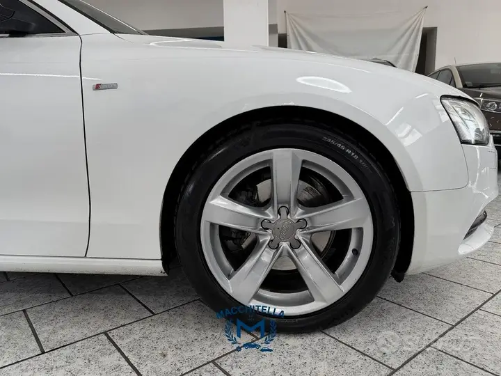 Audi A5 2012 photo 3