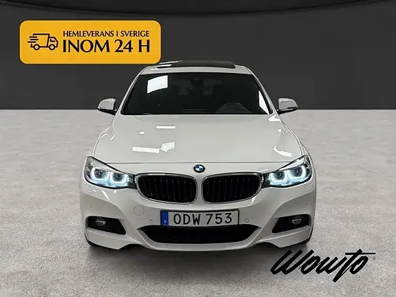 BMW 330I 2017 photo 2