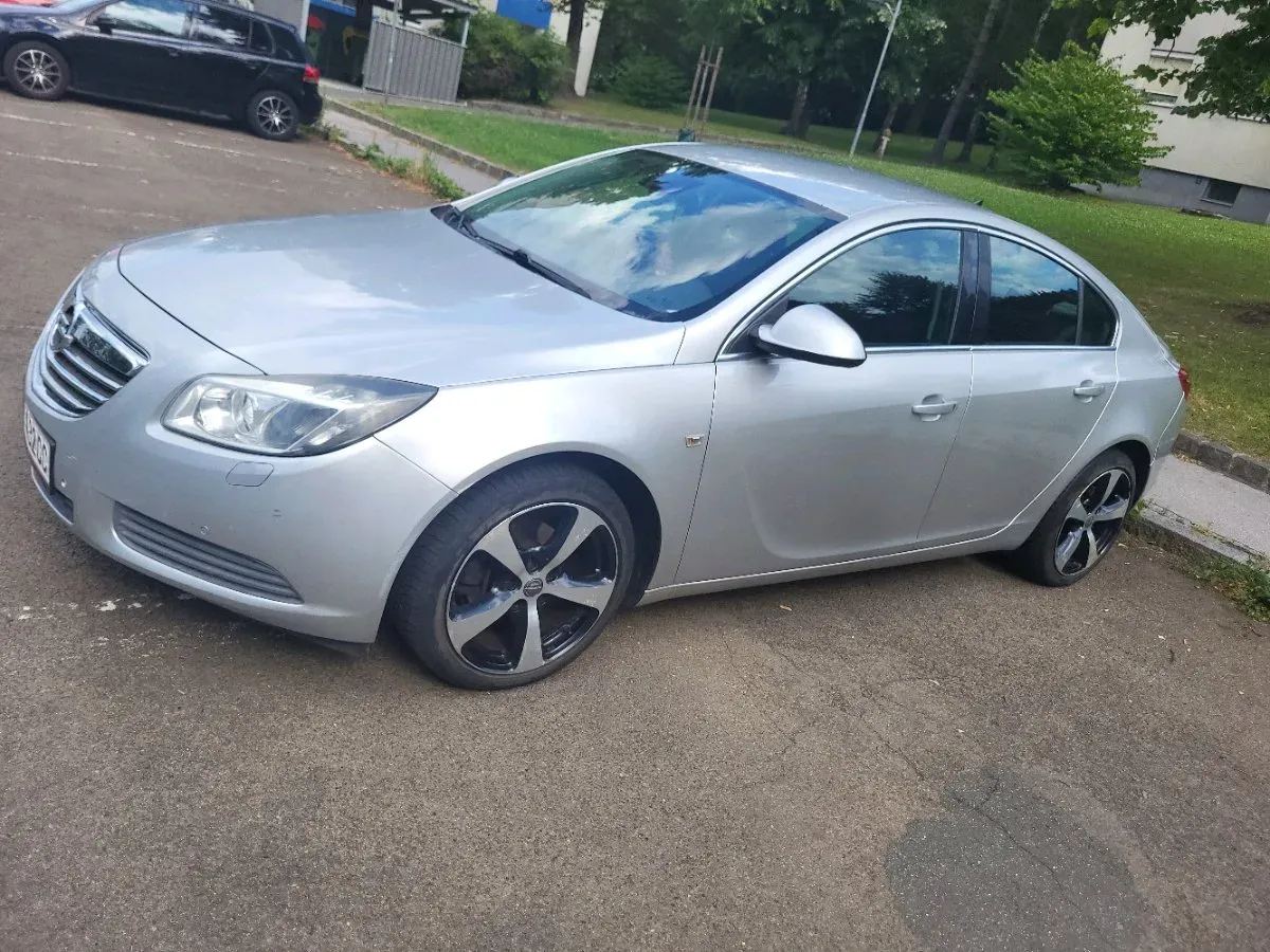 Opel Insignia 2010 photo 3
