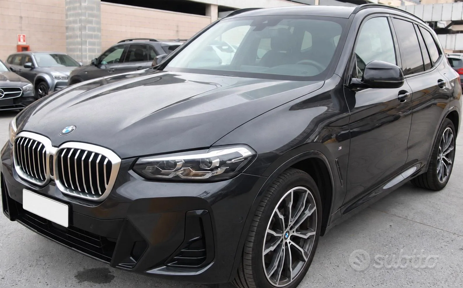BMW X3 2022 photo 2