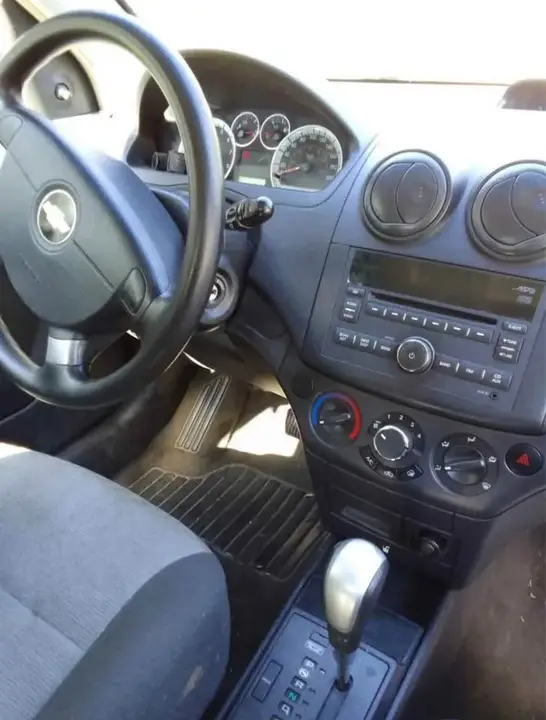 Chevrolet Aveo 2009 photo 2