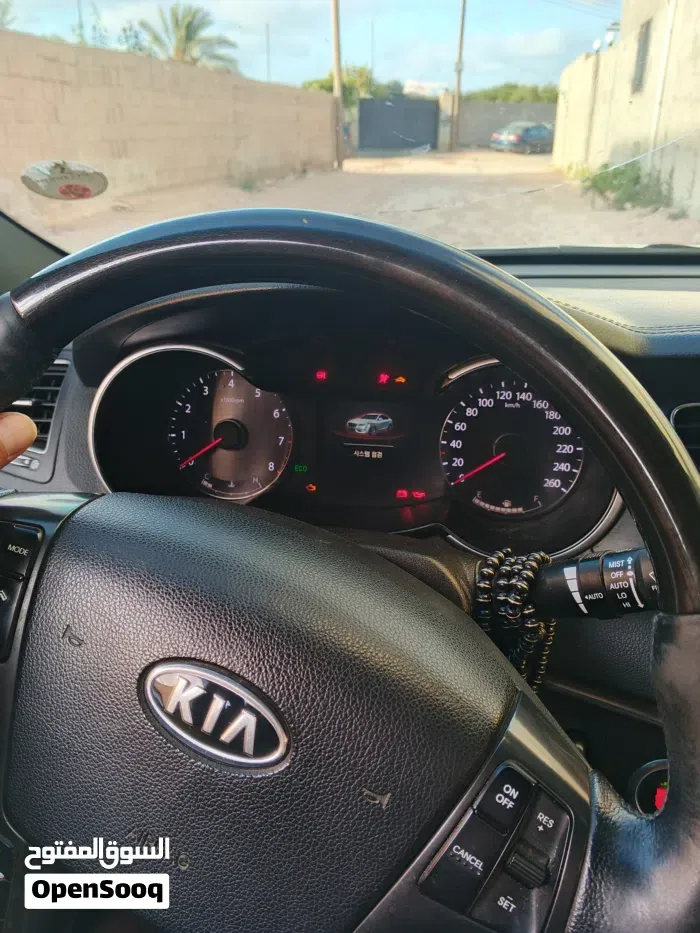 Kia Cadenza 2012 photo 5