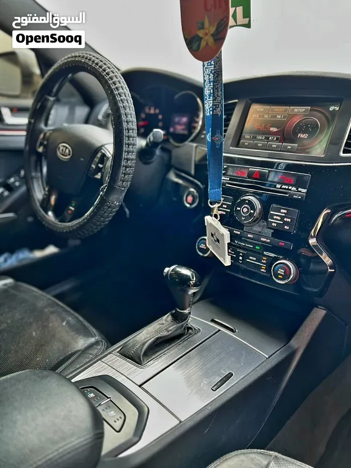 Kia Cadenza 2012 photo 4