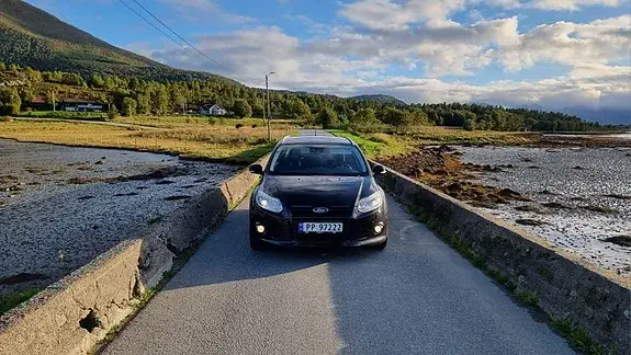 Ford Focus 2011 photo 4