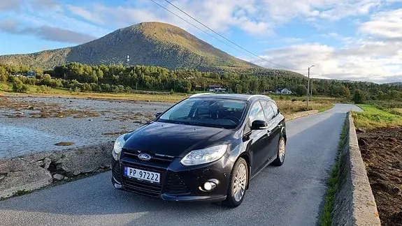 Ford Focus 2011 photo 5