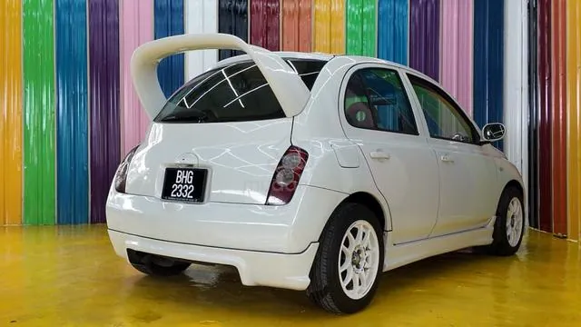 Nissan March