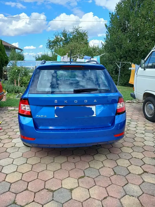 Skoda Fabia Combi 2021 photo 2
