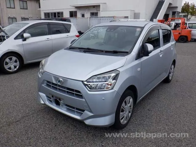 Daihatsu Mira 2018 photo 2