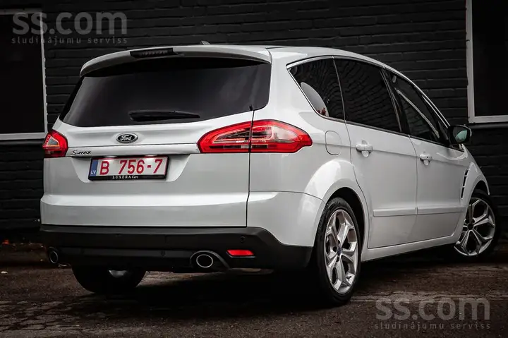 Ford S-Max 2012 photo 5