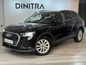 Audi Q3 2021 photo 3