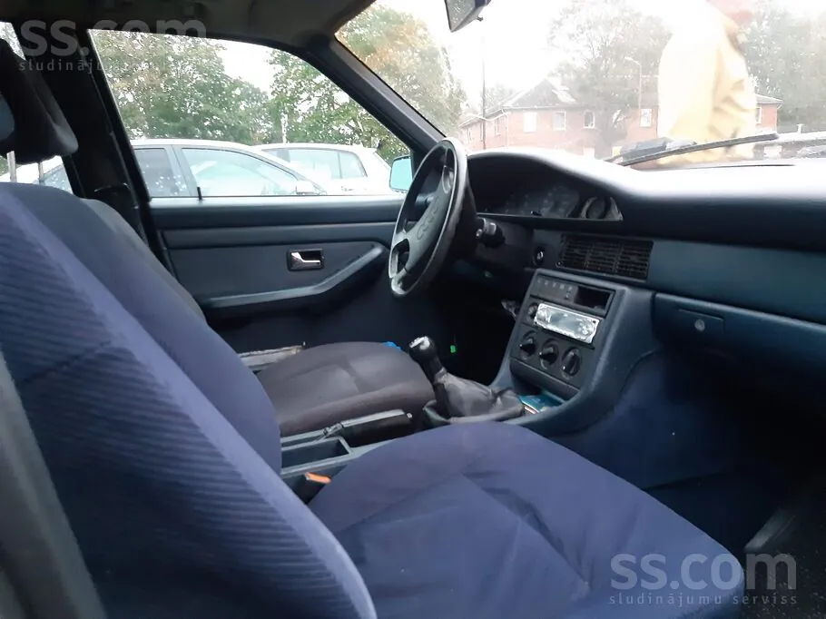Audi 100 1990 photo 4