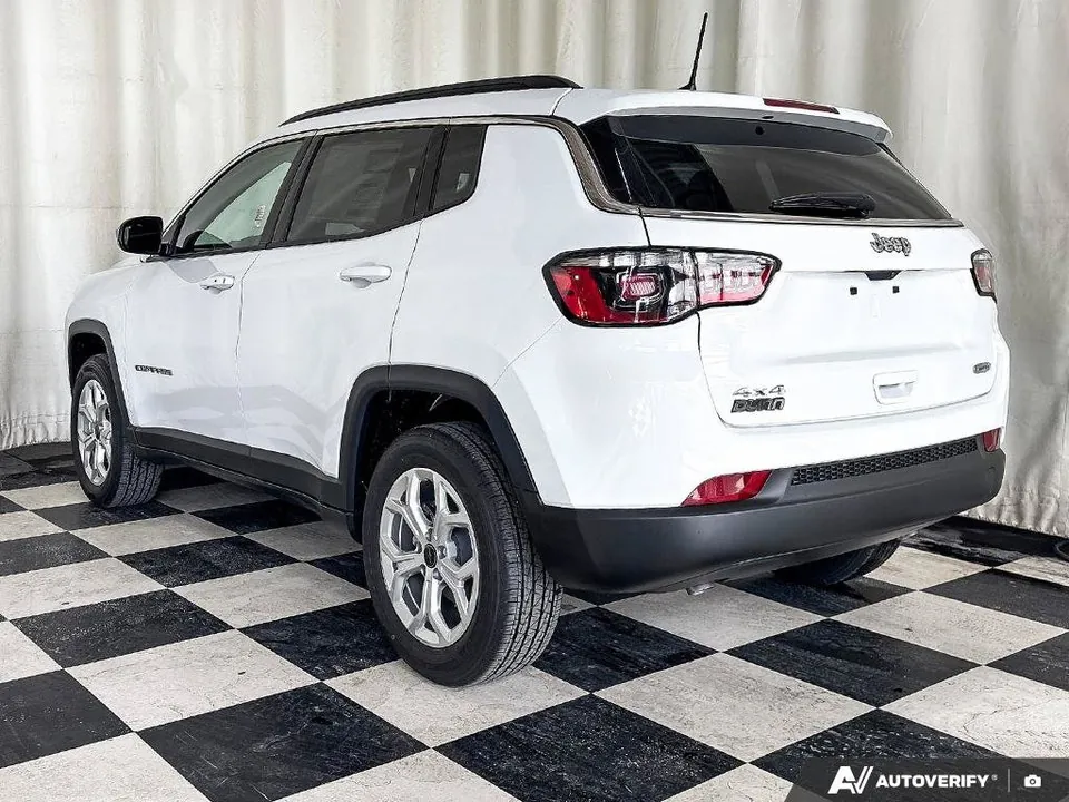 Jeep Compass 2026 photo 5