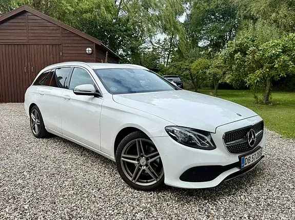Mercedes-Benz E 220 D