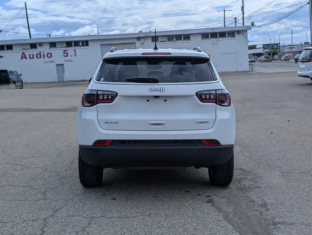 Jeep Compass 2026 photo 5