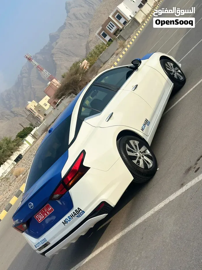 Nissan Altima 2020 photo 2