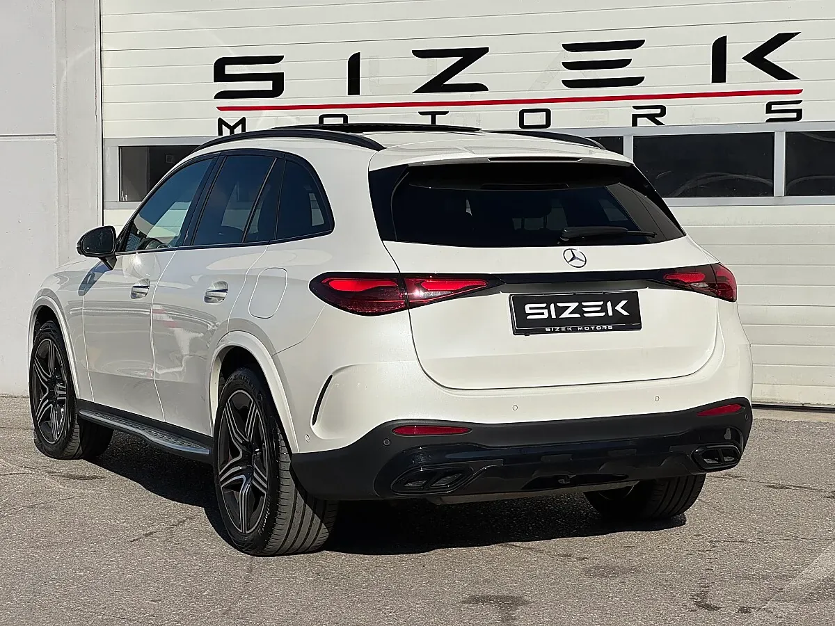 Mercedes-Benz Glc-Class 2023 photo 3
