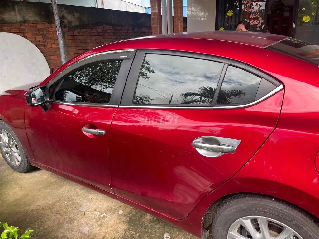 Mazda 3 2019 photo 2