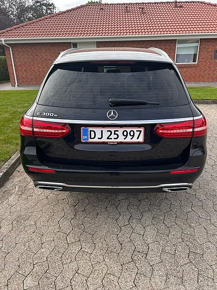 Mercedes-Benz E300 E 2021 photo 3