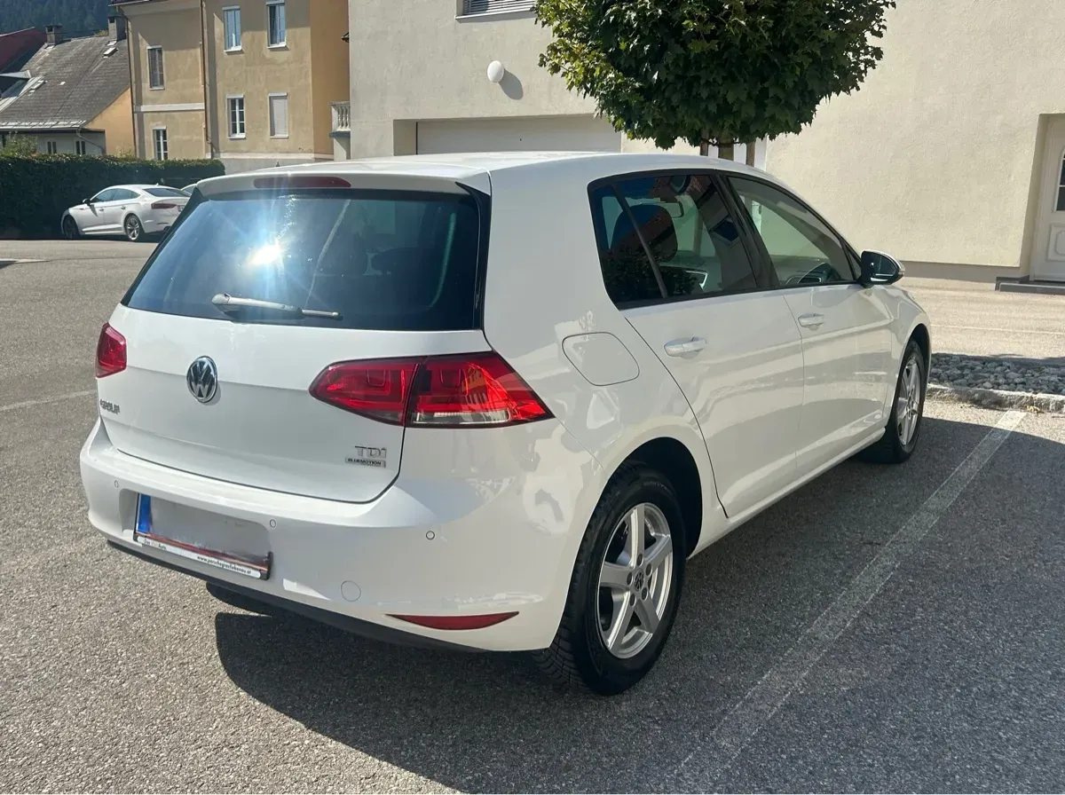 Volkswagen Golf 2014 photo 2
