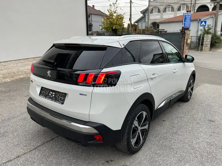 Peugeot 3008 2017 photo 5