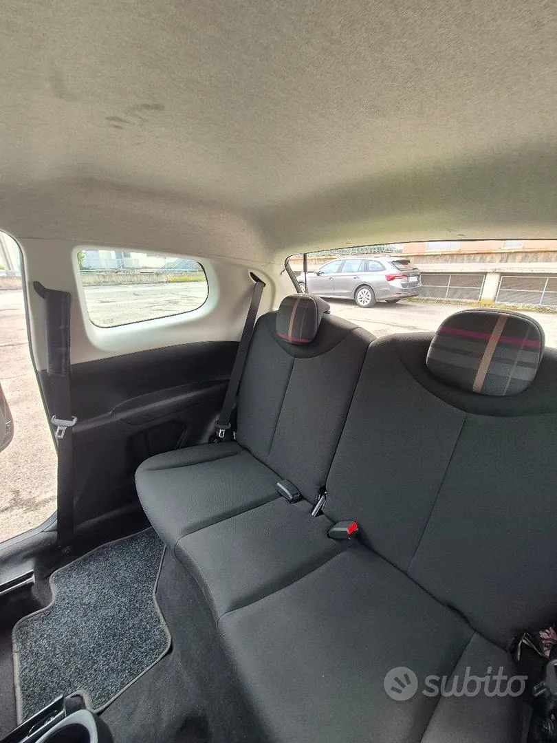 Peugeot 108 2015 photo 5