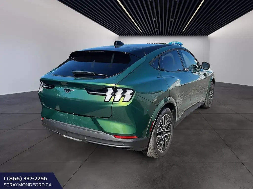 Ford Mustang Mach-E 2026 photo 5