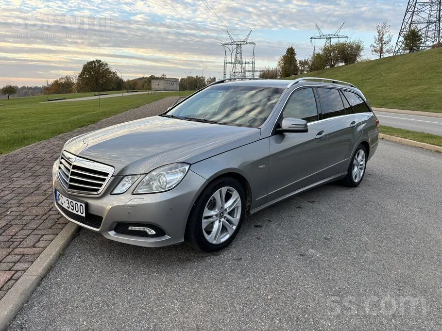 Mercedes-Benz E350 2010 photo 3