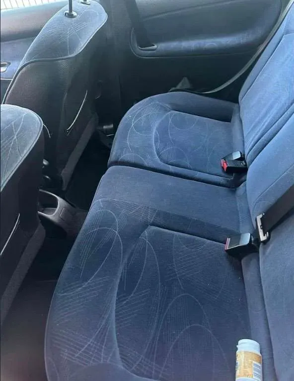 Peugeot 206 2001 photo 2