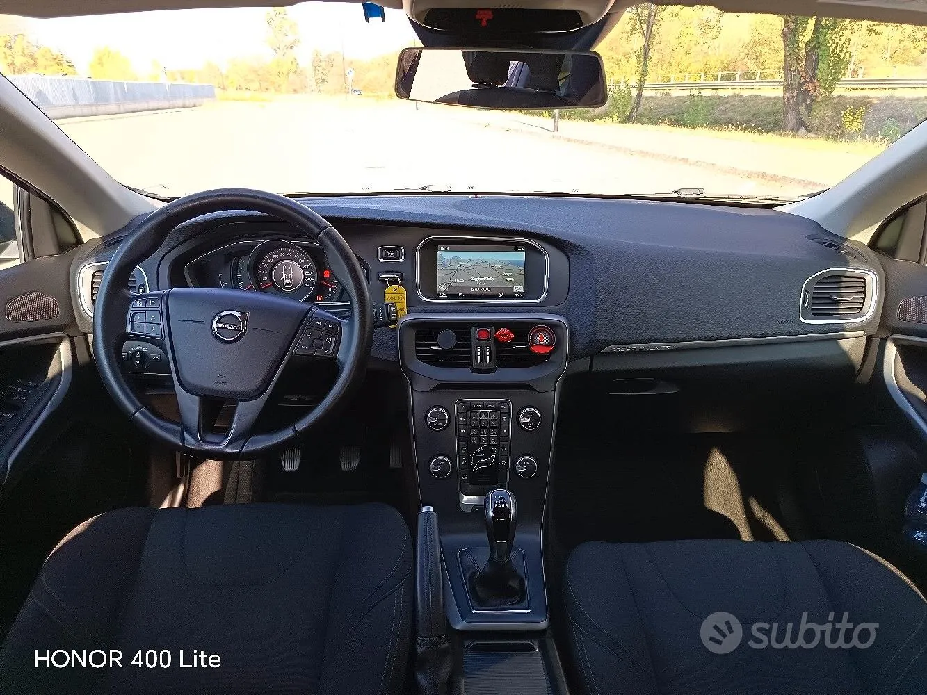 Volvo V40 2016 photo 4