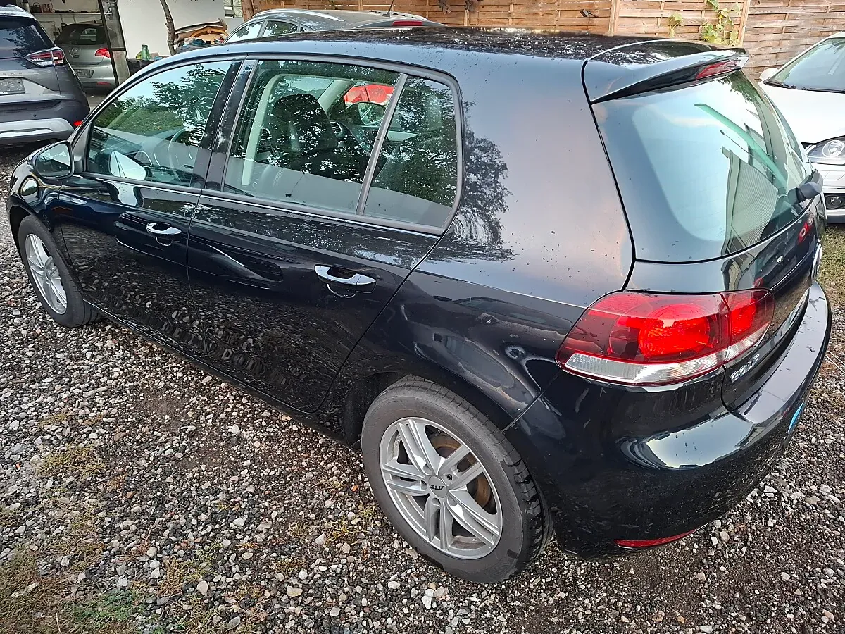 Volkswagen Golf 2009 photo 3