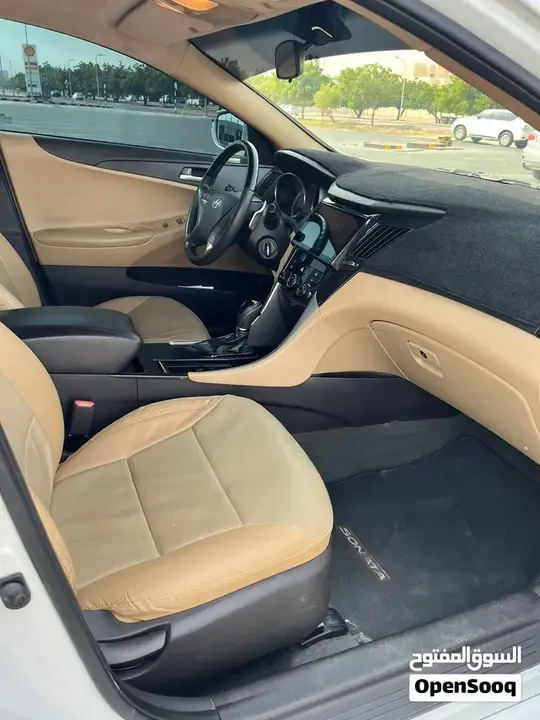 Hyundai Sonata 2014 photo 3