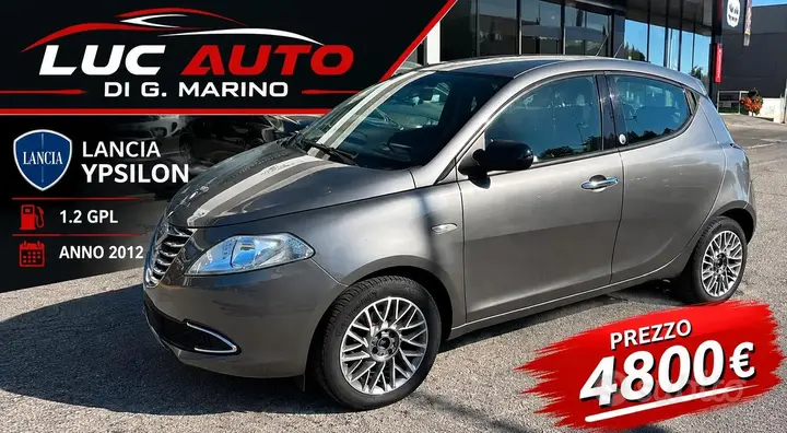 Lancia Ypsilon