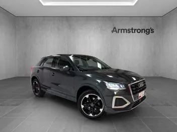 Audi Q2 2023 photo 2