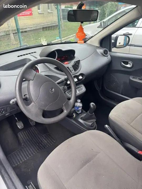 Renault Twingo 2011 photo 3
