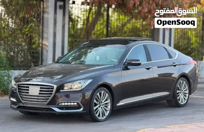 Genesis G80 2016 photo 2