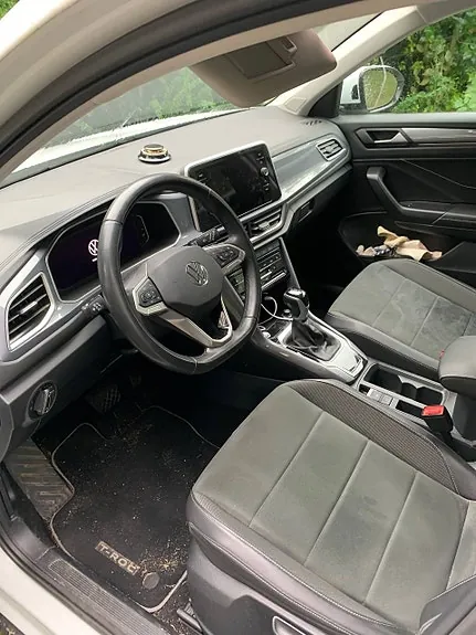 Volkswagen T-Roc 2022 photo 3