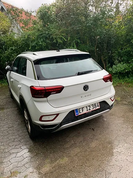 Volkswagen T-Roc 2022 photo 2