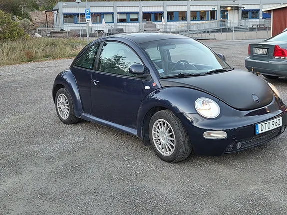Volkswagen New Beetle 1999 photo 4
