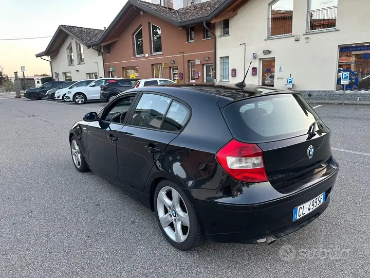 BMW 1 Series 2004 photo 4